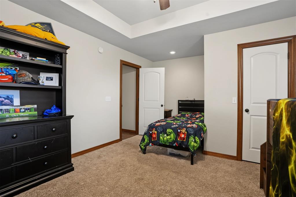 2827 Deer Run Property Photo 27
