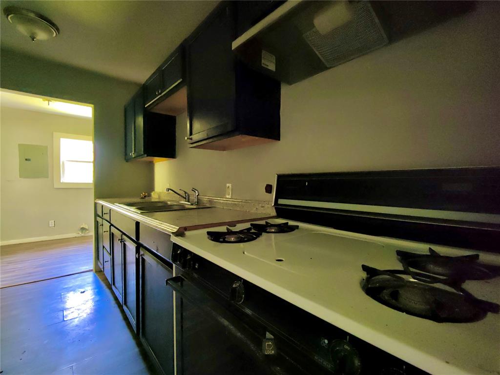 1826 Killingsworth Avenue Property Photo 11