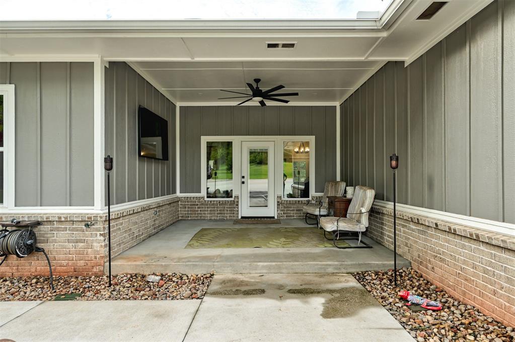 16 W Hill Street Property Photo 46