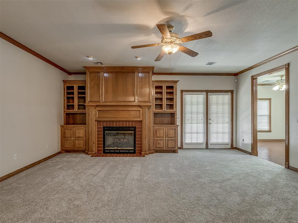 217 S Roselawn Avenue Property Photo 4
