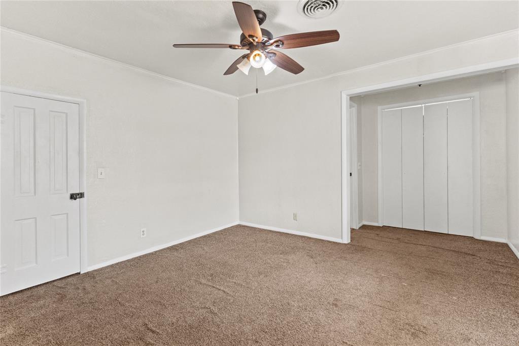108 W Tom Stafford Street Property Photo 15