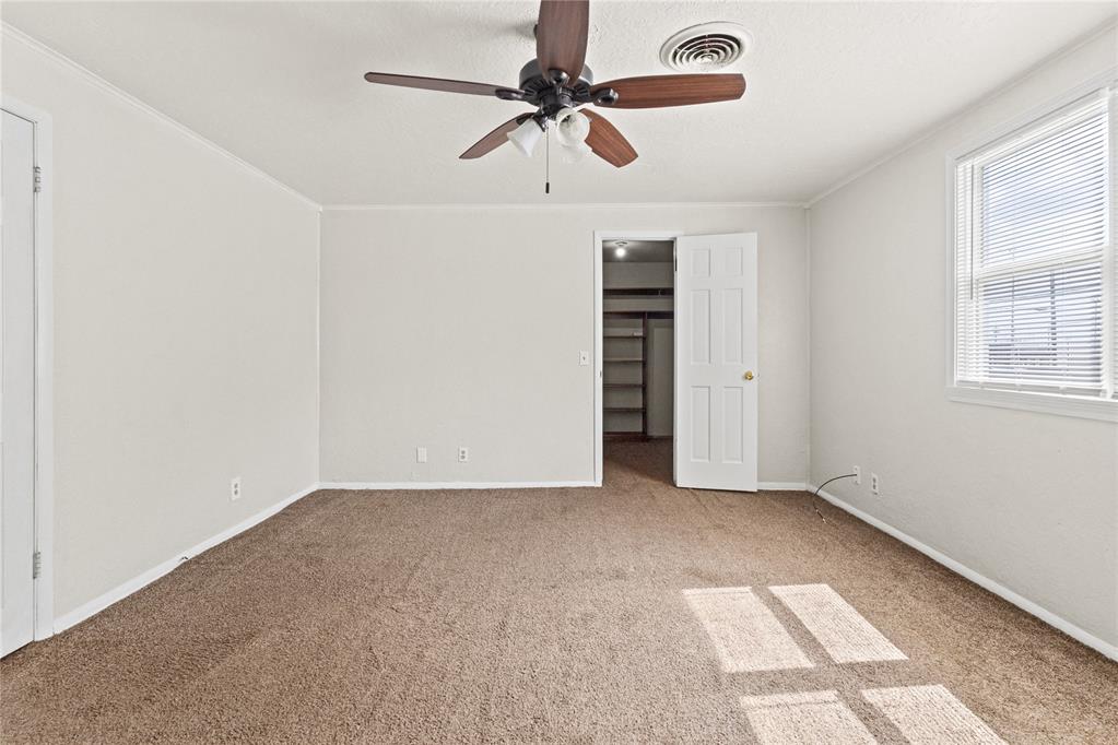 108 W Tom Stafford Street Property Photo 19