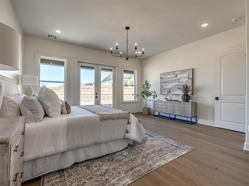 9401 Far Hills Court Property Photo 18