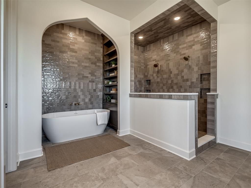9401 Far Hills Court Property Photo 21