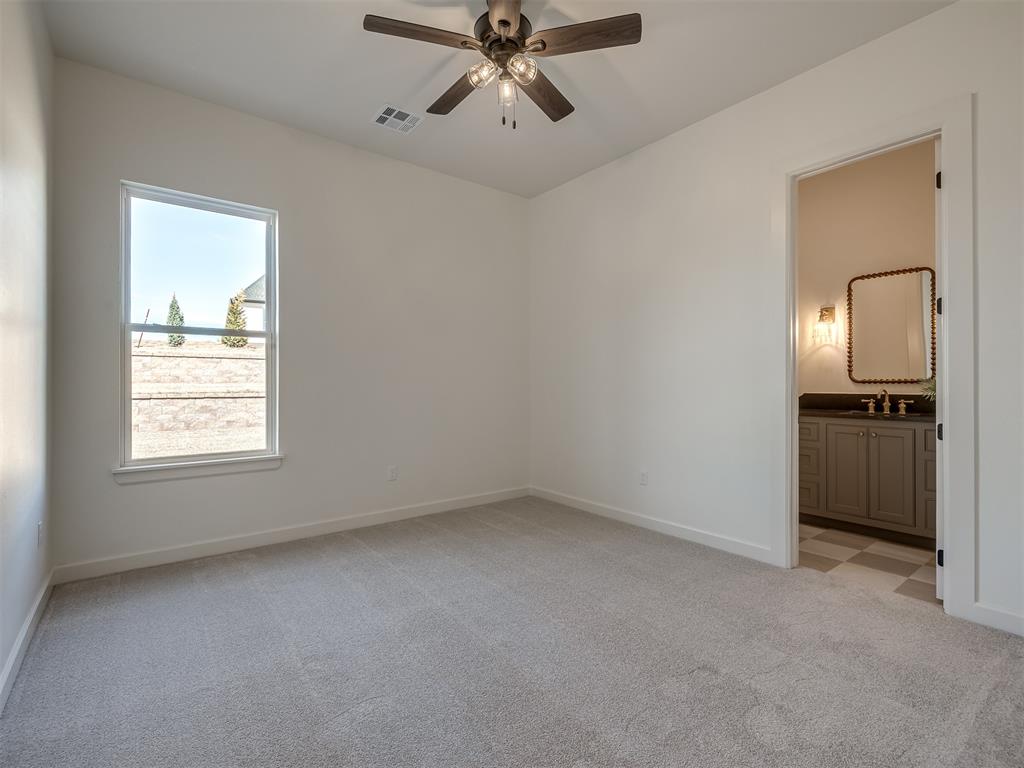 9401 Far Hills Court Property Photo 26