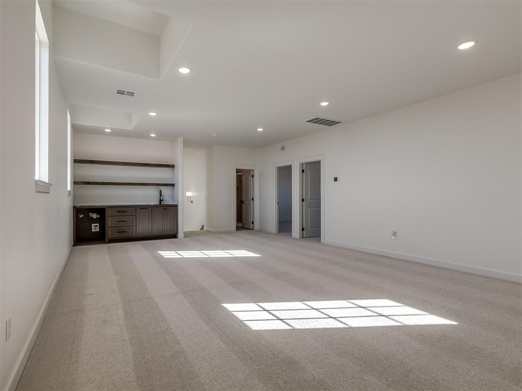 9401 Far Hills Court Property Photo 37