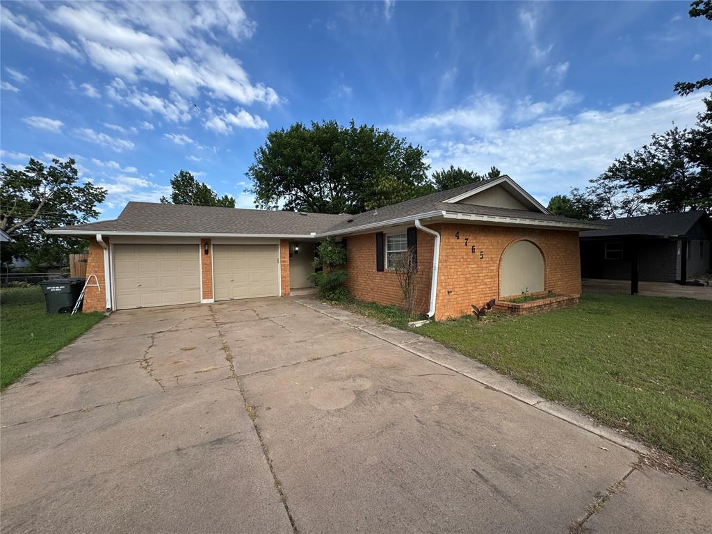 4765 Spiva Drive Property Photo 1
