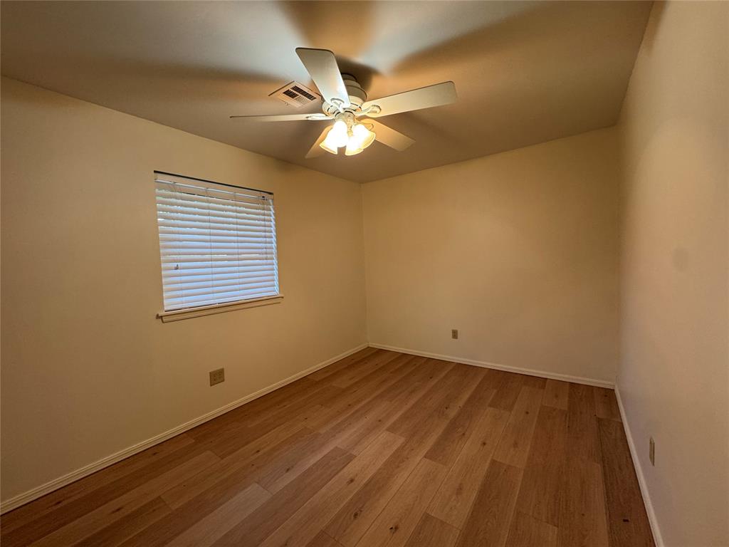 4765 Spiva Drive Property Photo 9