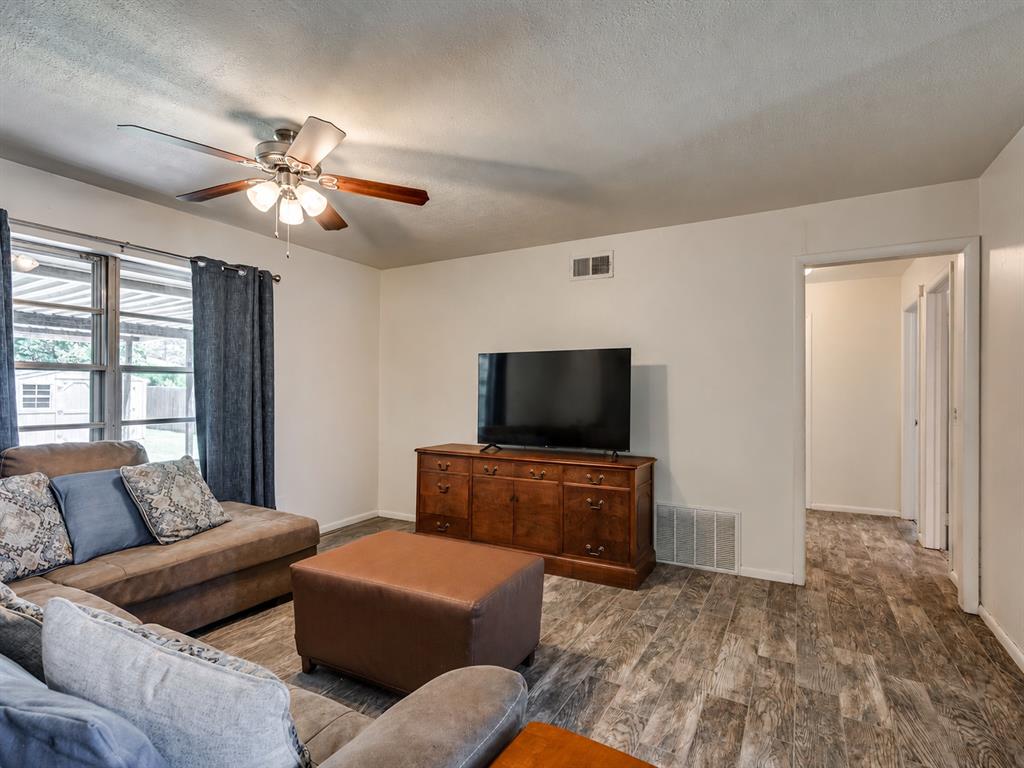 1205 Sw 55th Street Property Photo 5