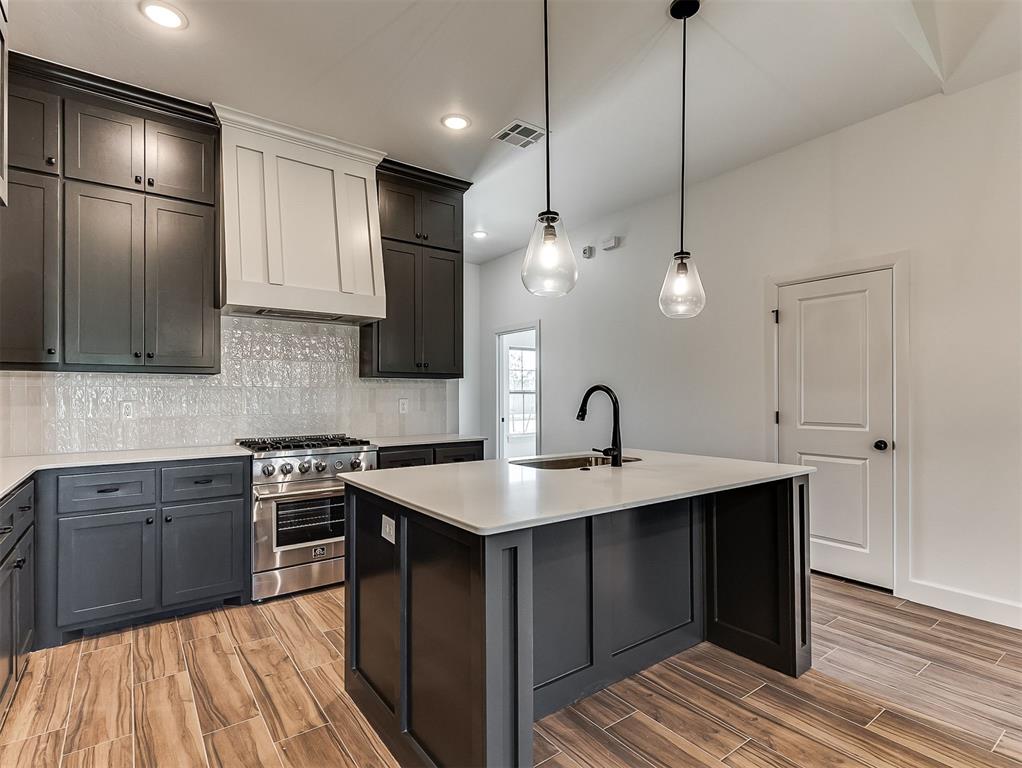12425 Dolche Vita Drive Property Photo 3