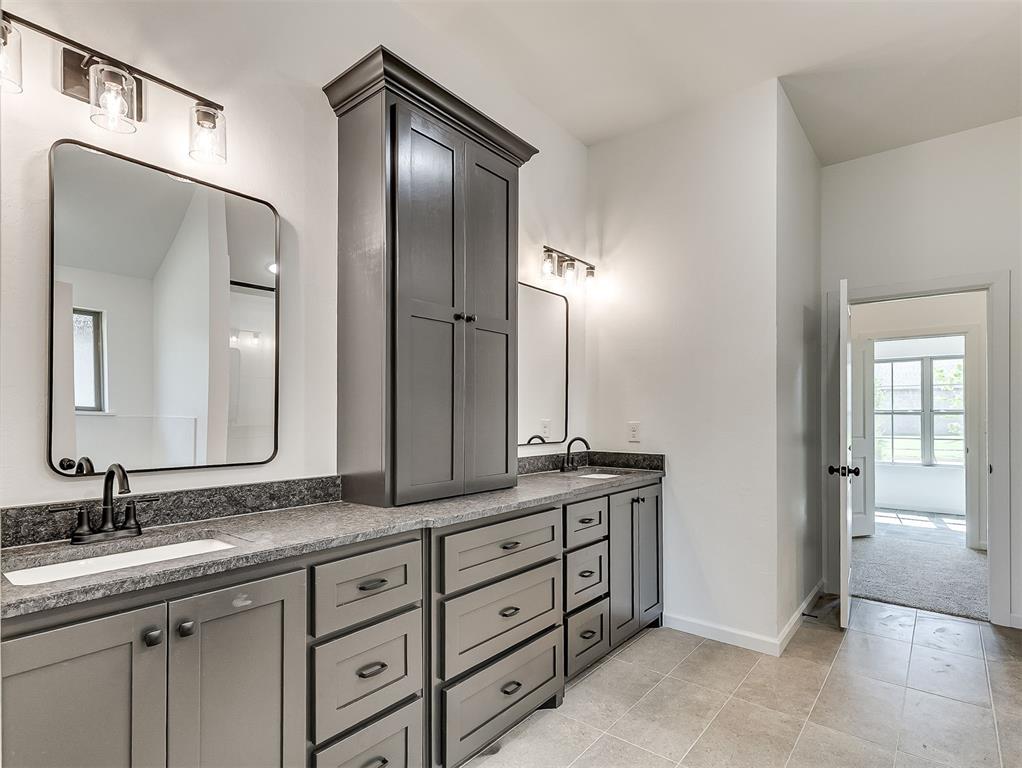 12425 Dolche Vita Drive Property Photo 14