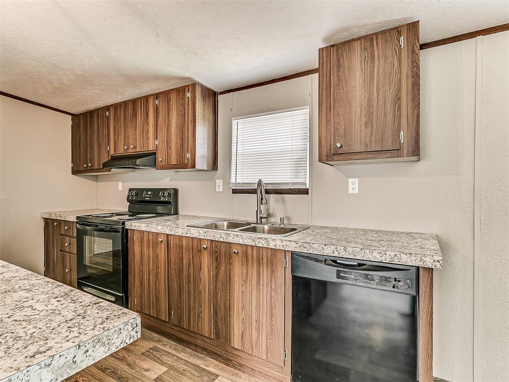 15900 State Highway 39 Property Photo 13
