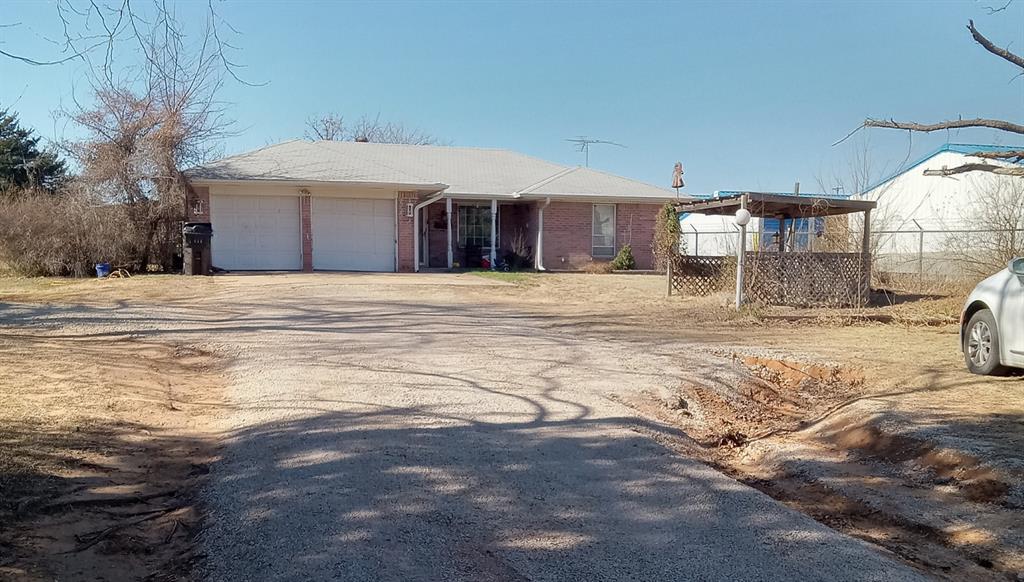 3129 Janet Lane Property Photo 1
