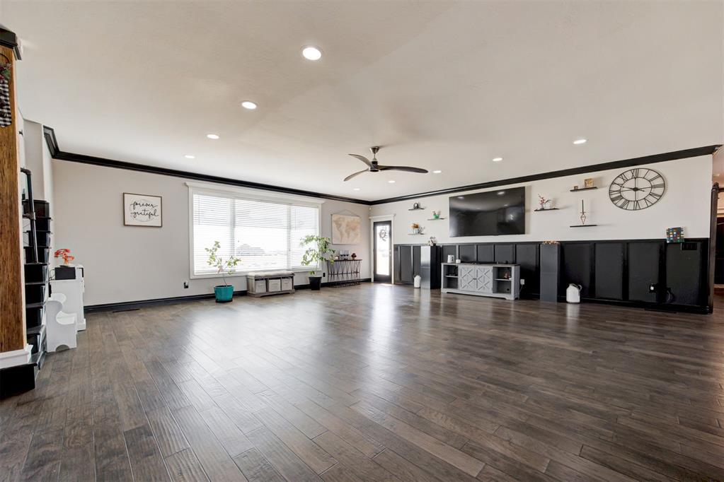 7058 Ne Ranch Drive Property Photo 3