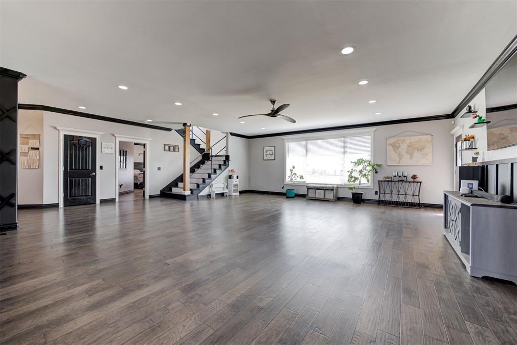 7058 Ne Ranch Drive Property Photo 4