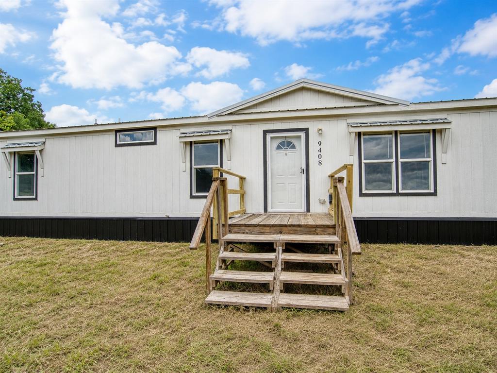 9408 Joy Road Property Photo 4
