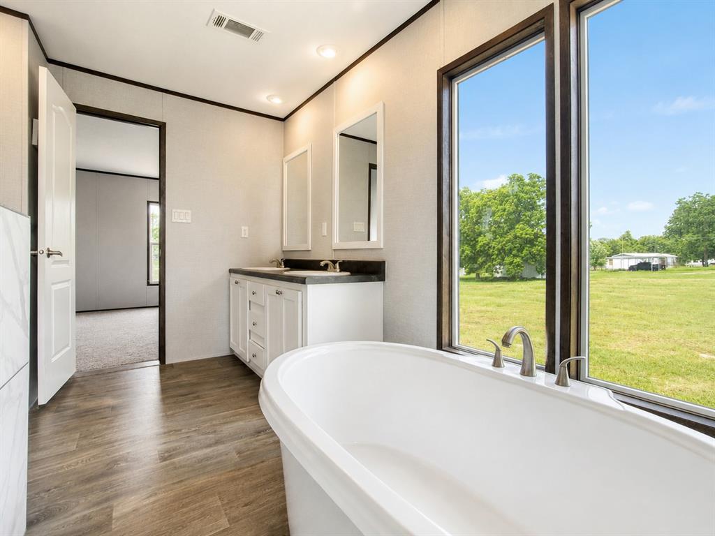9408 Joy Road Property Photo 19