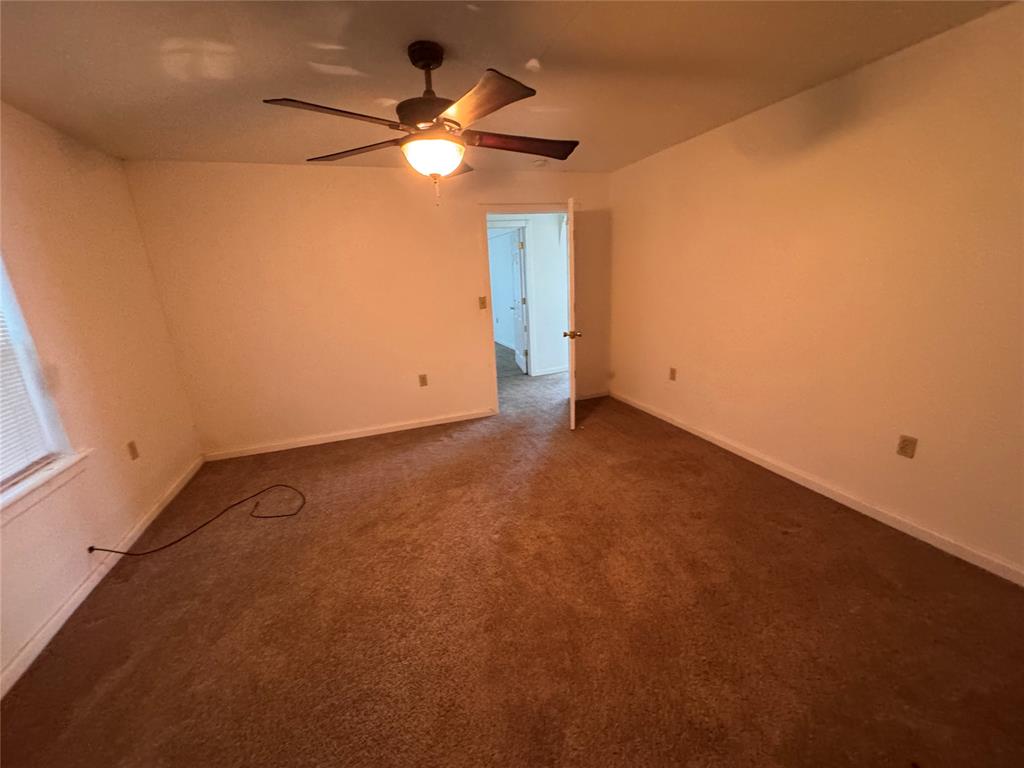 107 N Highland Street Property Photo 15