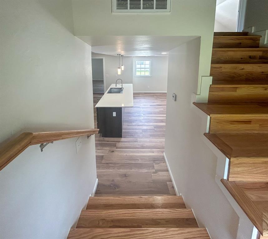 208 W Apache Street Property Photo 32