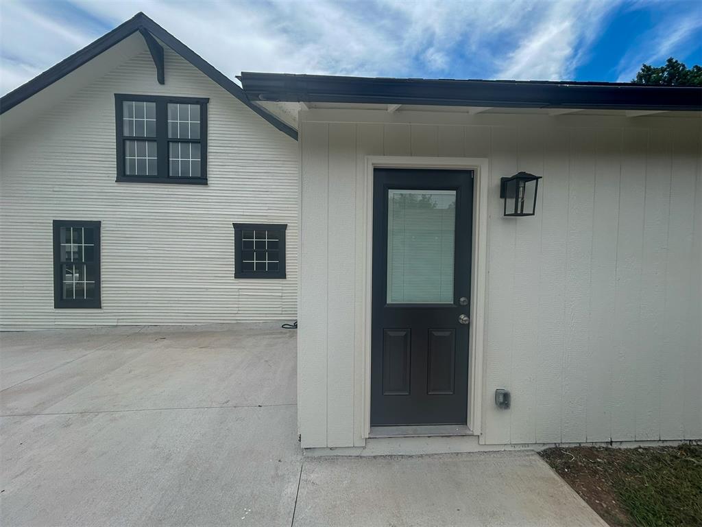 208 W Apache Street Property Photo 44
