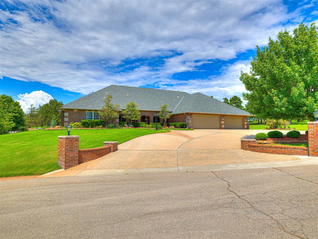 20611 Deer Springs Circle Property Photo 4