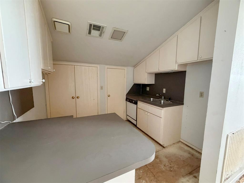 5885 S Canadian Road Property Photo 12