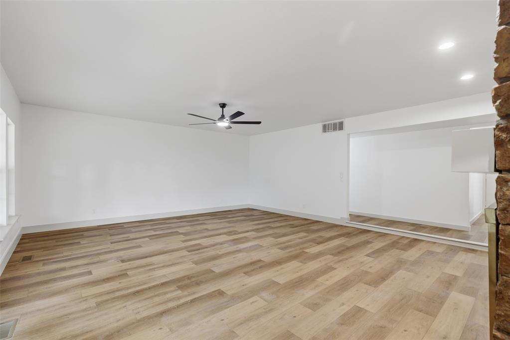 2904 Robin Road Property Photo 15
