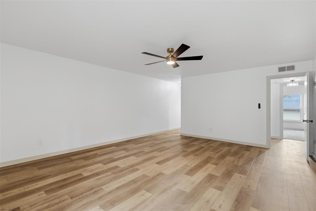 2904 Robin Road Property Photo 25