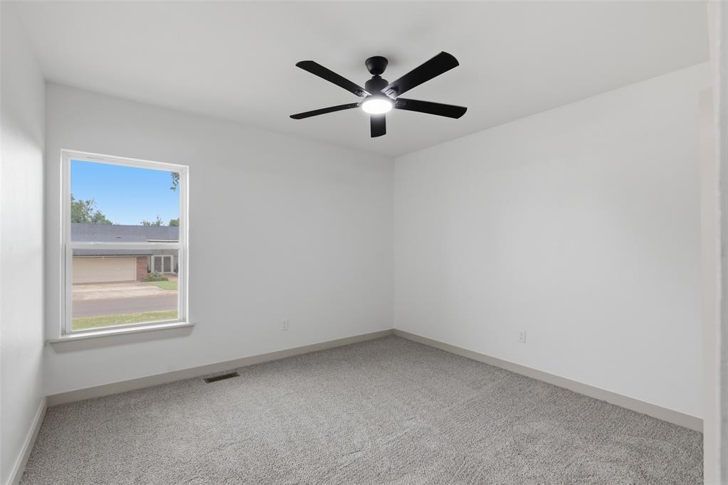 2904 Robin Road Property Photo 38