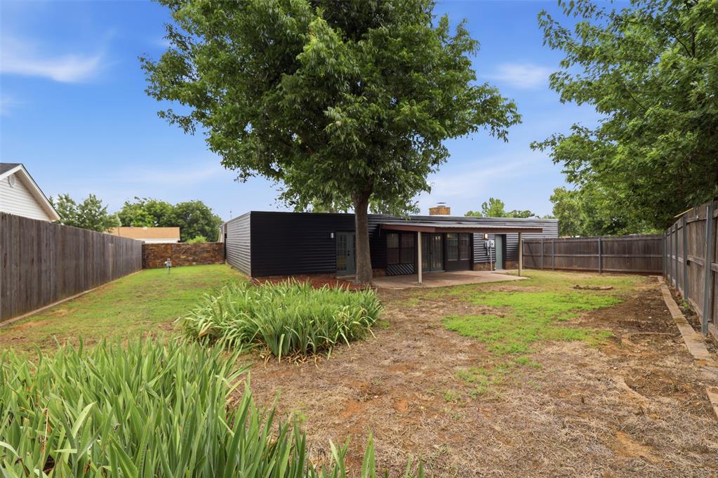 2904 Robin Road Property Photo 41