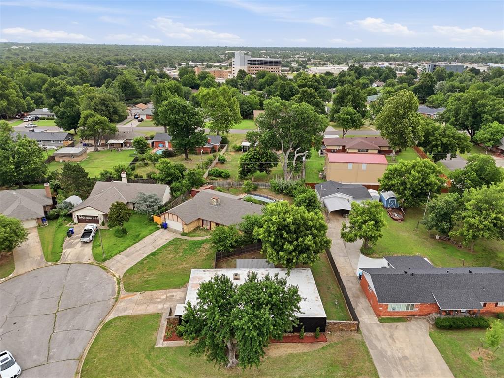 2904 Robin Road Property Photo 45