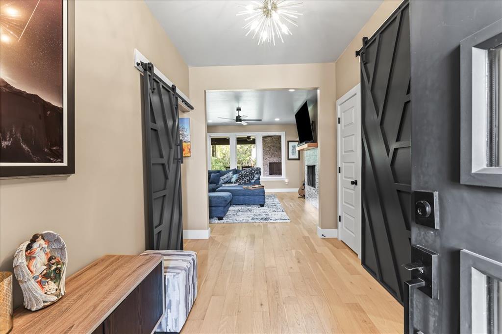 8105 Cloverdale Way Property Photo 7