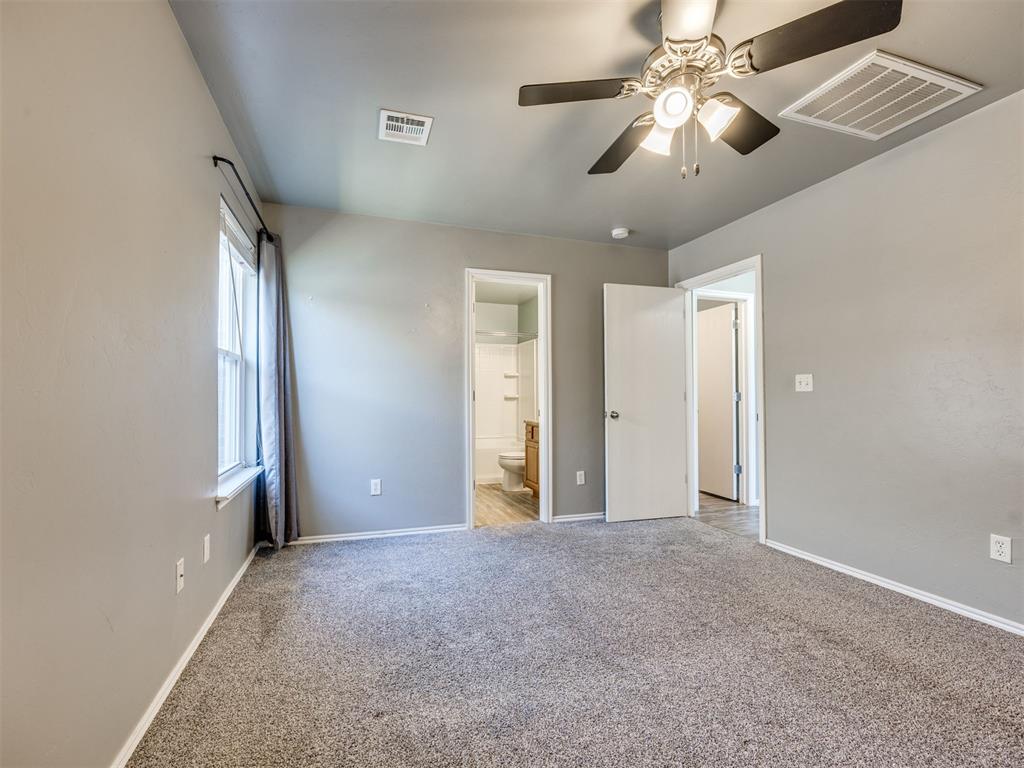 609 E Linden Lane Property Photo 13