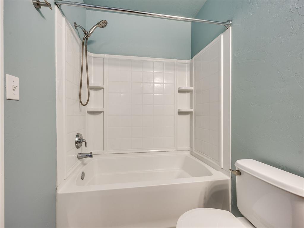 609 E Linden Lane Property Photo 16