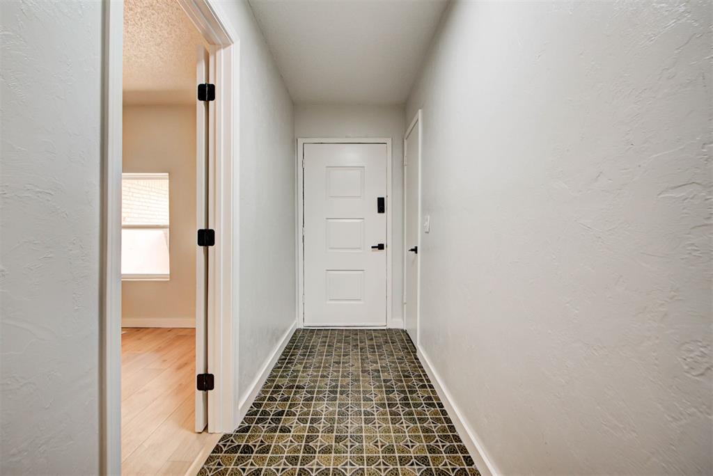 11209 Bel Air Place Property Photo 7
