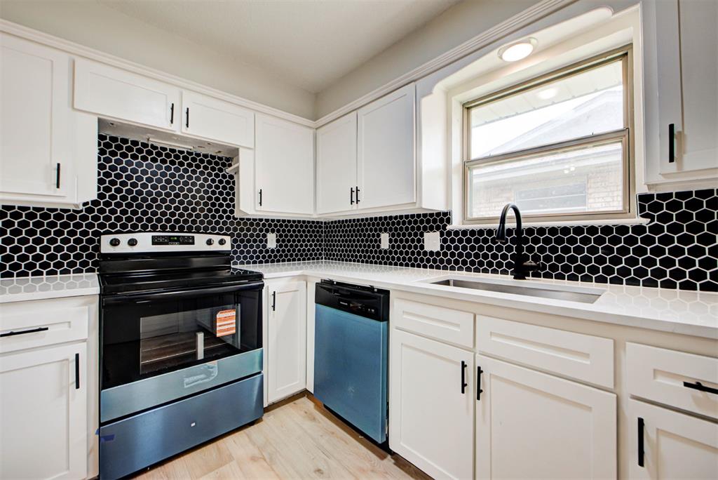 11209 Bel Air Place Property Photo 23