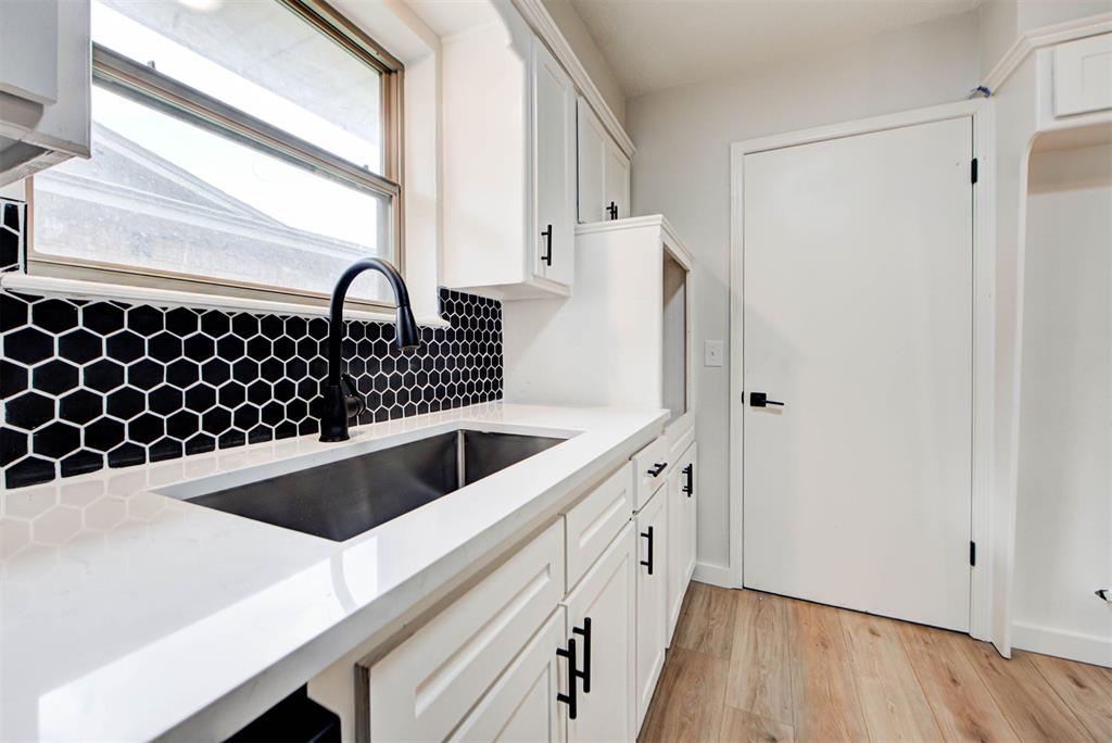 11209 Bel Air Place Property Photo 25