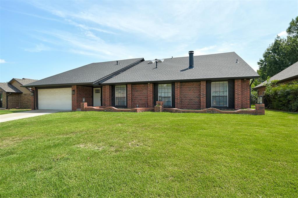 14108 Osage Drive Property Photo 2