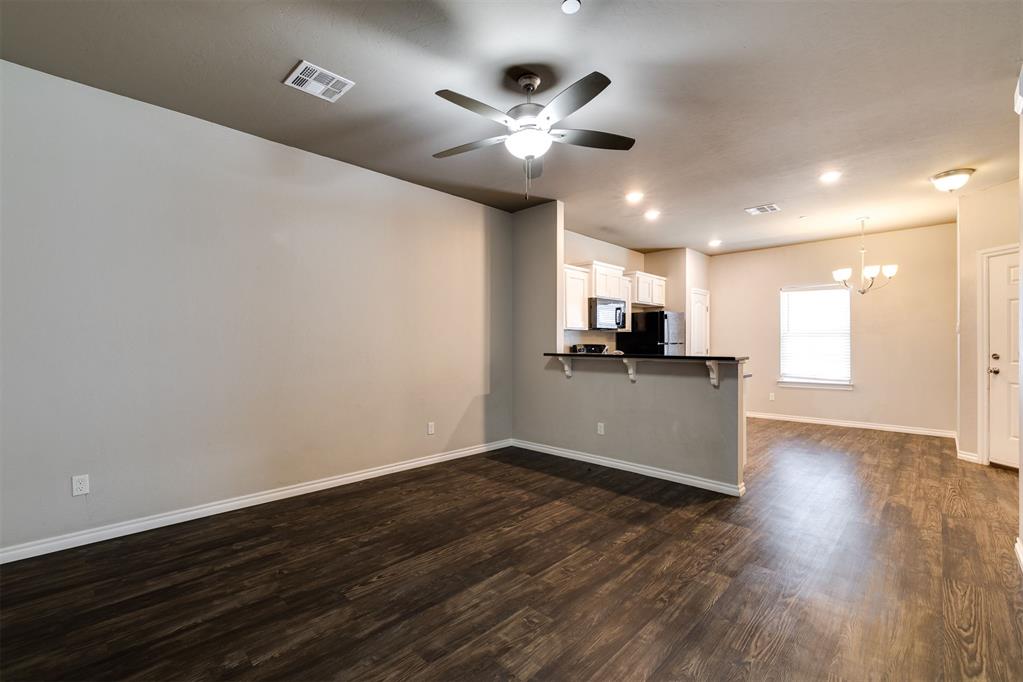 920 Sw 91st Street Property Photo 6