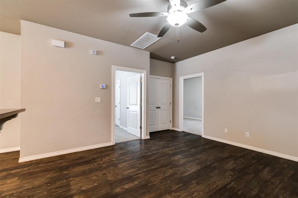 920 Sw 91st Street Property Photo 9