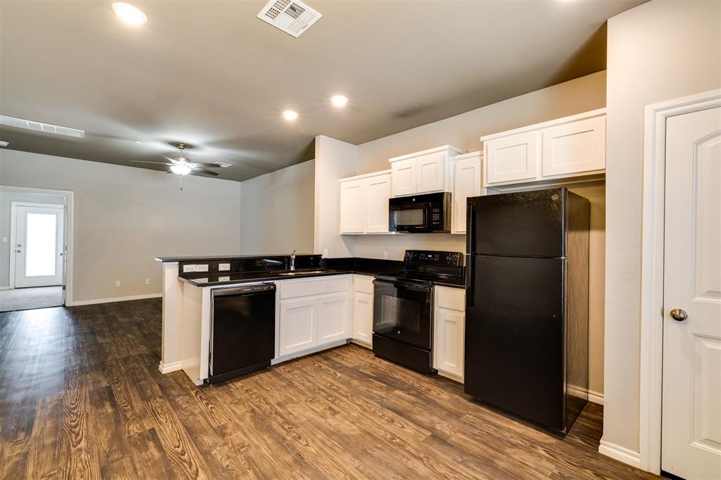 920 Sw 91st Street Property Photo 13