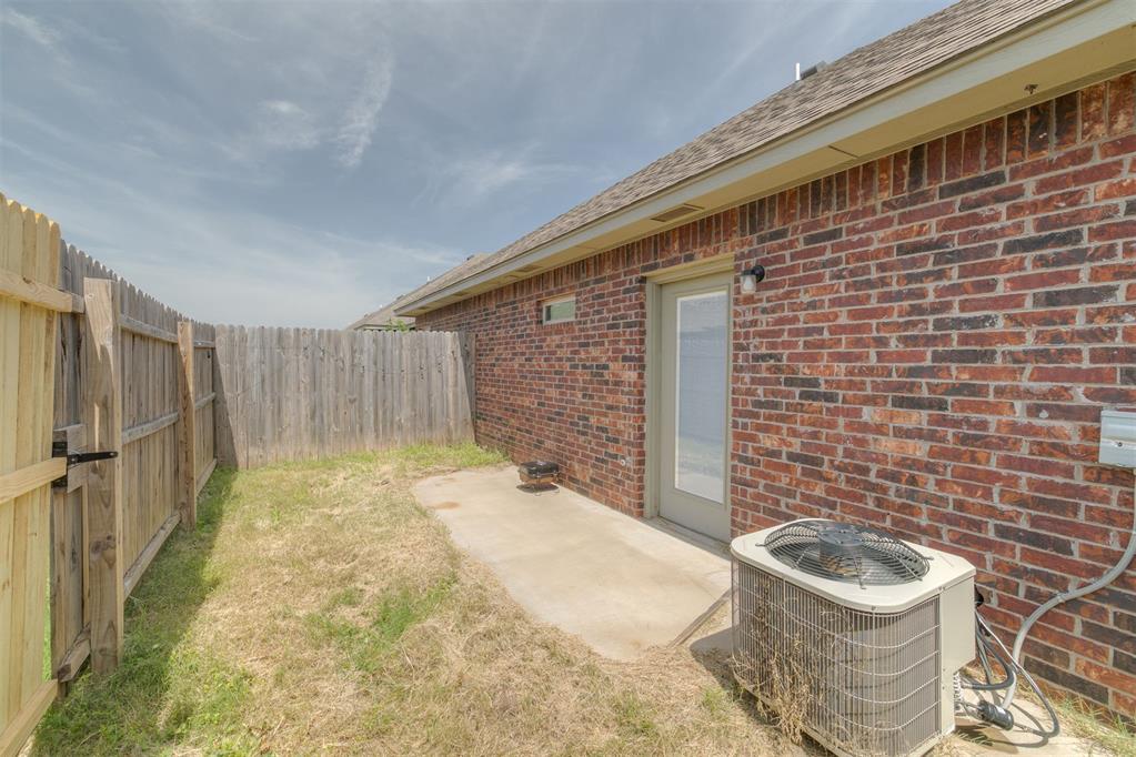 920 Sw 91st Street Property Photo 33