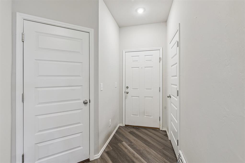 11848 Kameron Way Property Photo 4