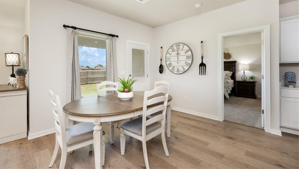 2612 Otis Lane Property Photo 5