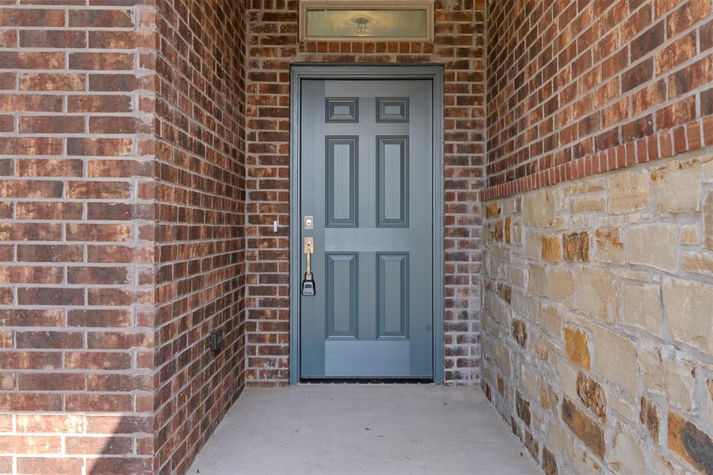 824 Parsons Drive Property Photo 3