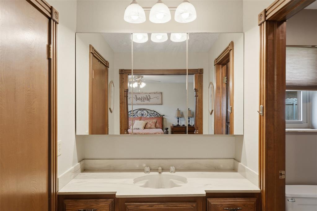 1203 Francis Lane Property Photo 32