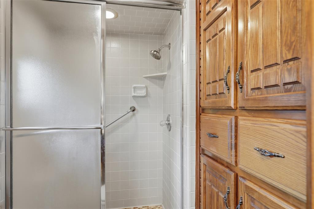 1203 Francis Lane Property Photo 33
