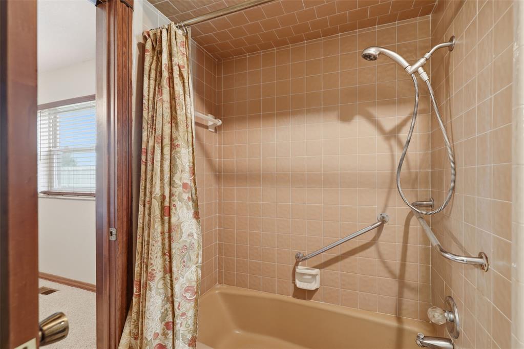 1203 Francis Lane Property Photo 37