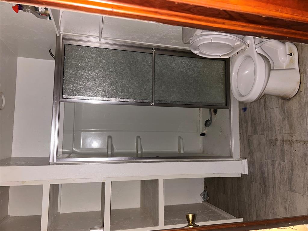 1237240 Property Photo 14