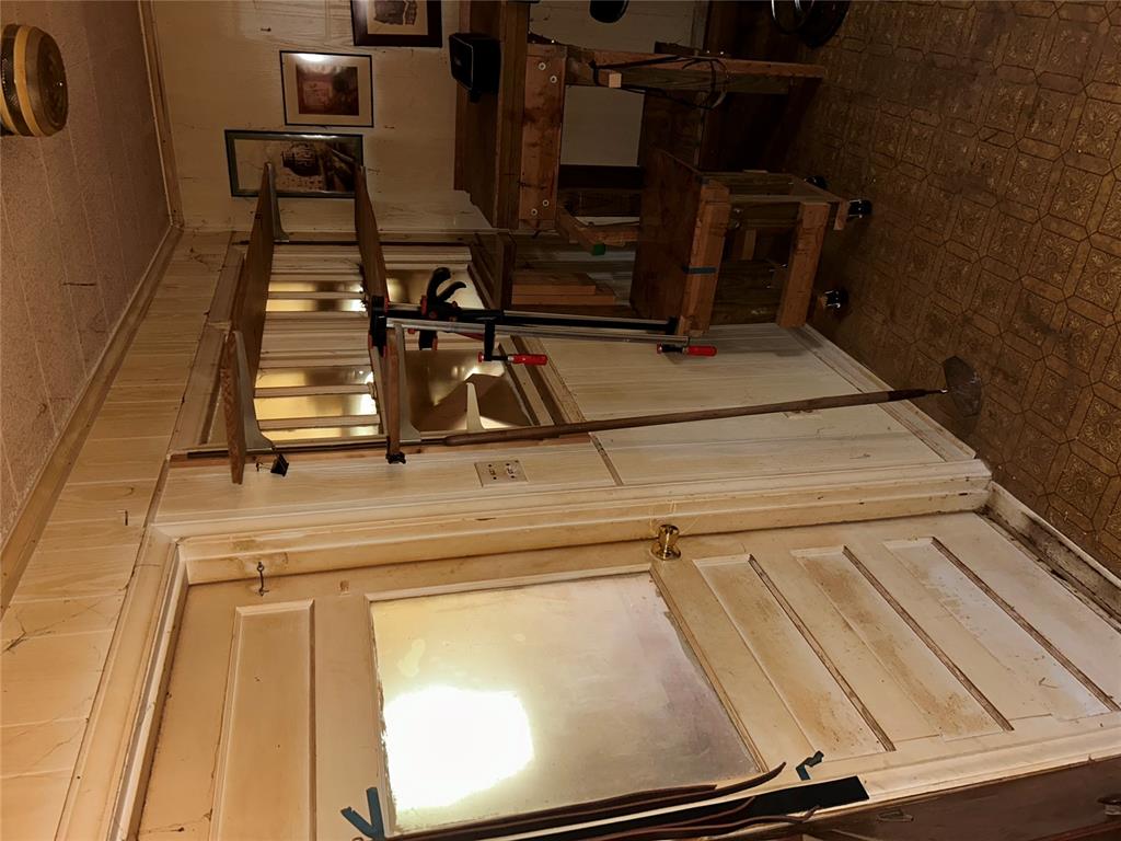 1237240 Property Photo 17